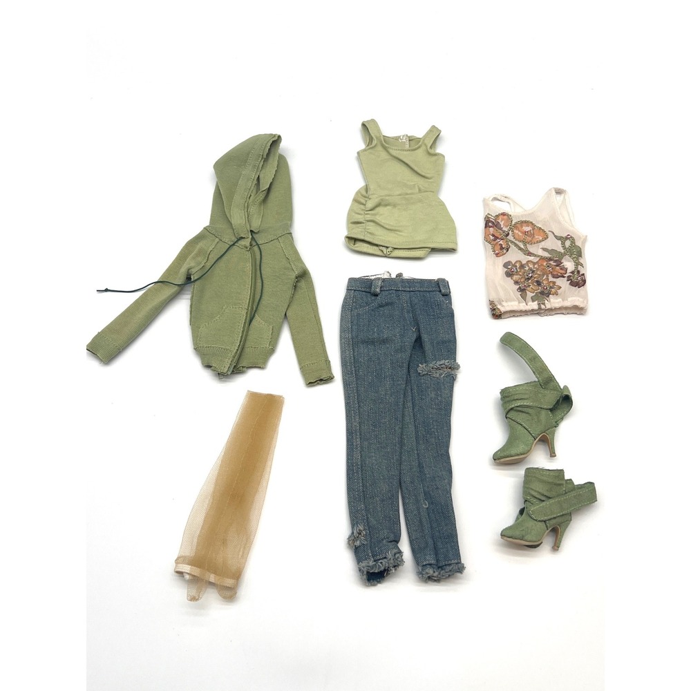 Tonner 16" Ellowyne "Nothing Springs to Mind" Outfit Only